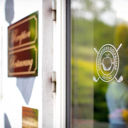 Aeppelgarden I Båstad Exterior foto